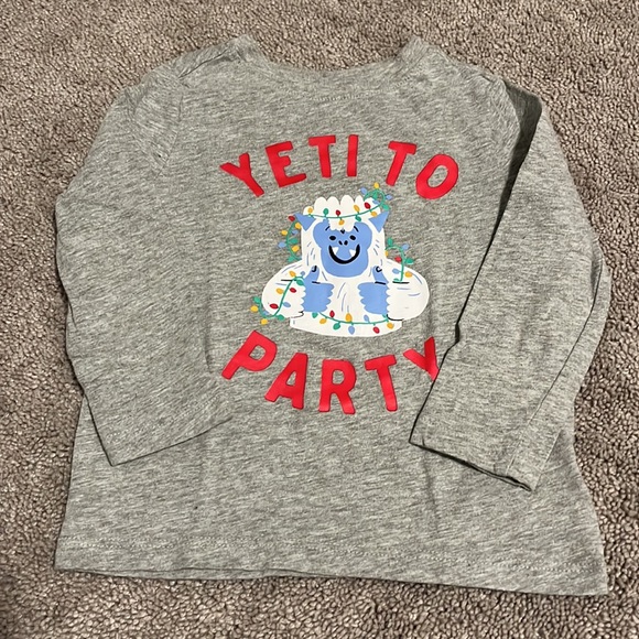 🎊 2/$20  Toddler boy Old Navy shirt Lot 🎊 - Picture 3 of 6